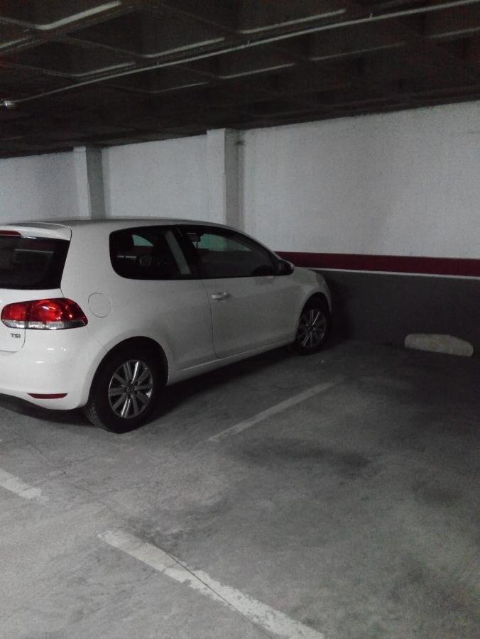 Apartamento Mota-2 Huca-Los Prados; Parking Y Wifi Gratis Oviedo Exteriör bild