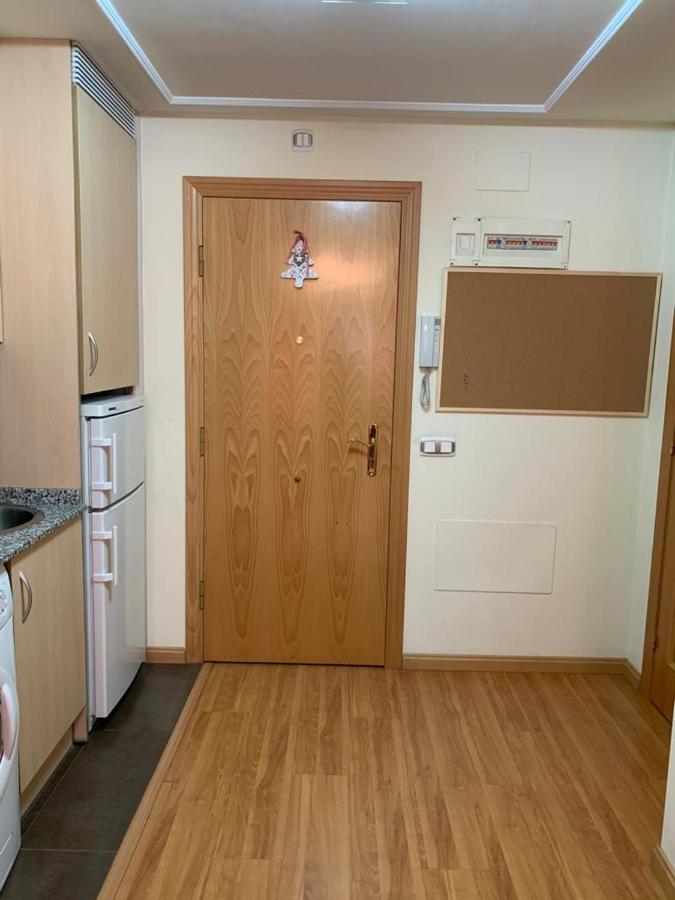 Apartamento Mota-2 Huca-Los Prados; Parking Y Wifi Gratis Oviedo Exteriör bild